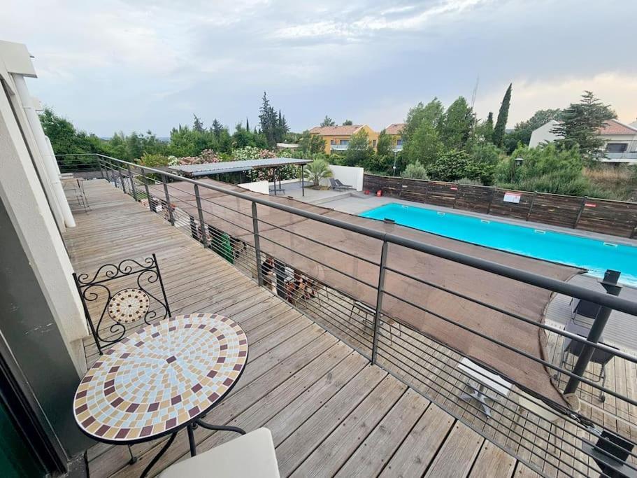 104 Douce Provence Au Calme Face A La Piscine Appartement Éguilles Buitenkant foto
